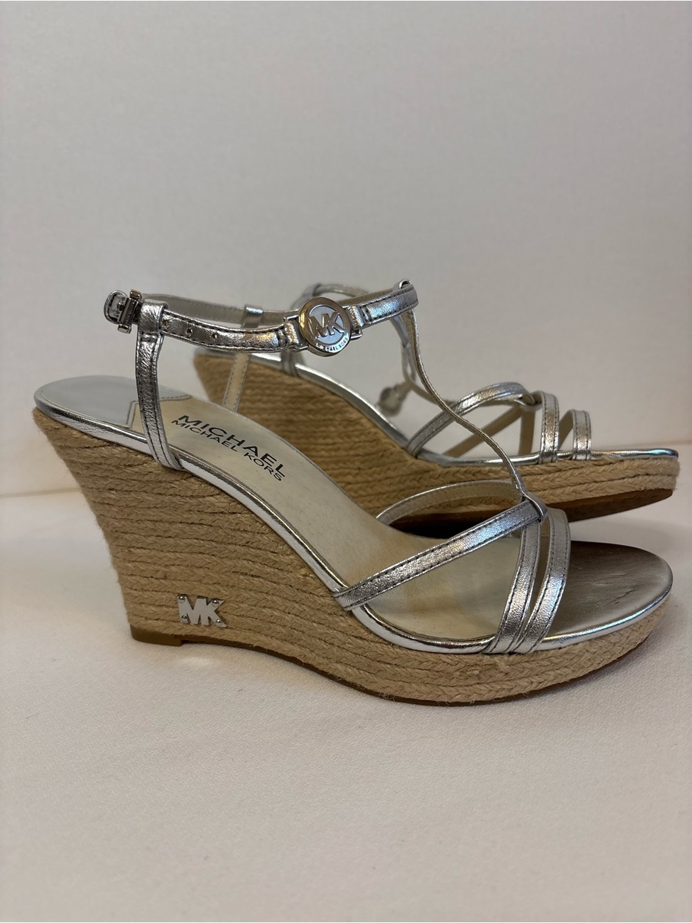 Michael Kors Silver Metallic Wedge Sandals Size 8